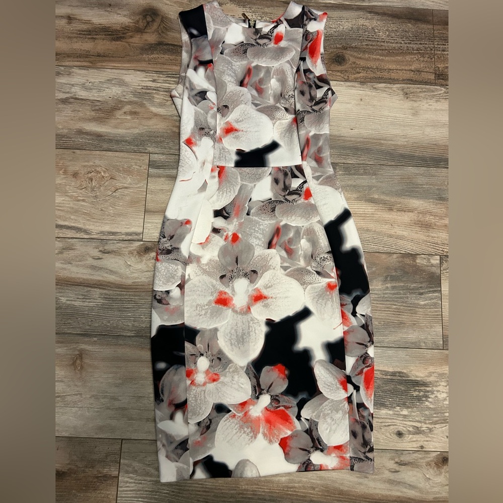 Calvin Klein Floral form fitting dress